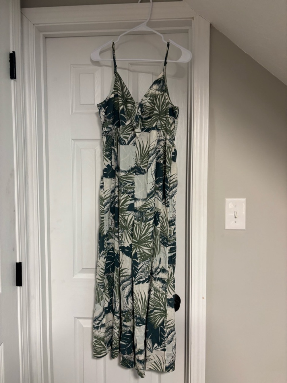 aerie Palm Leaf Tie-Front Maxi Dress in Green & Cream